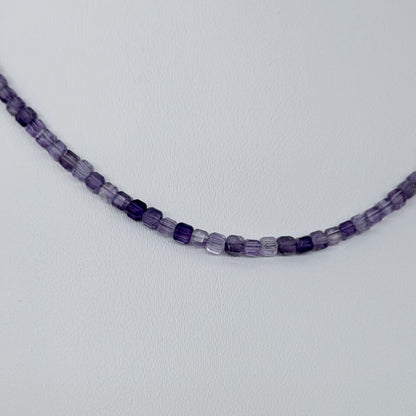 Ametisto karoliai, 2 mm