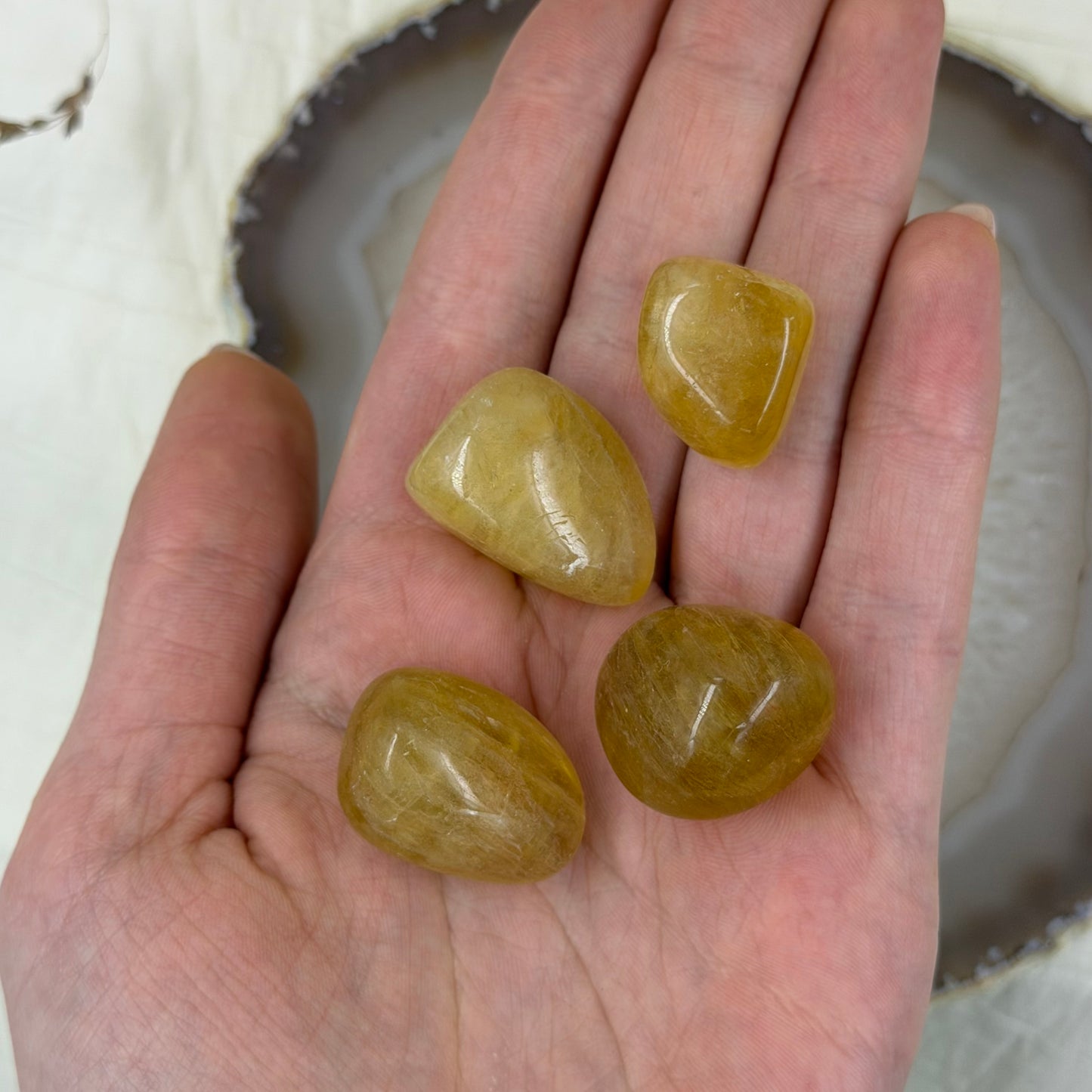 Geltonas fluoritas
