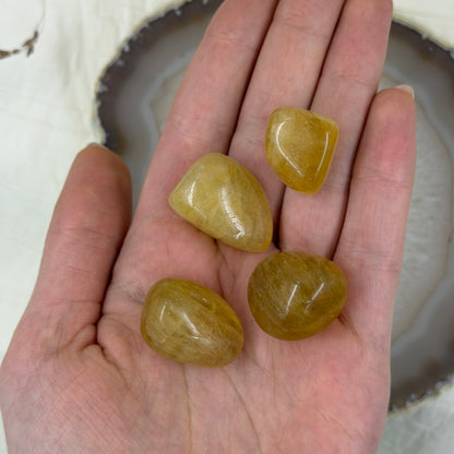 Geltonas fluoritas