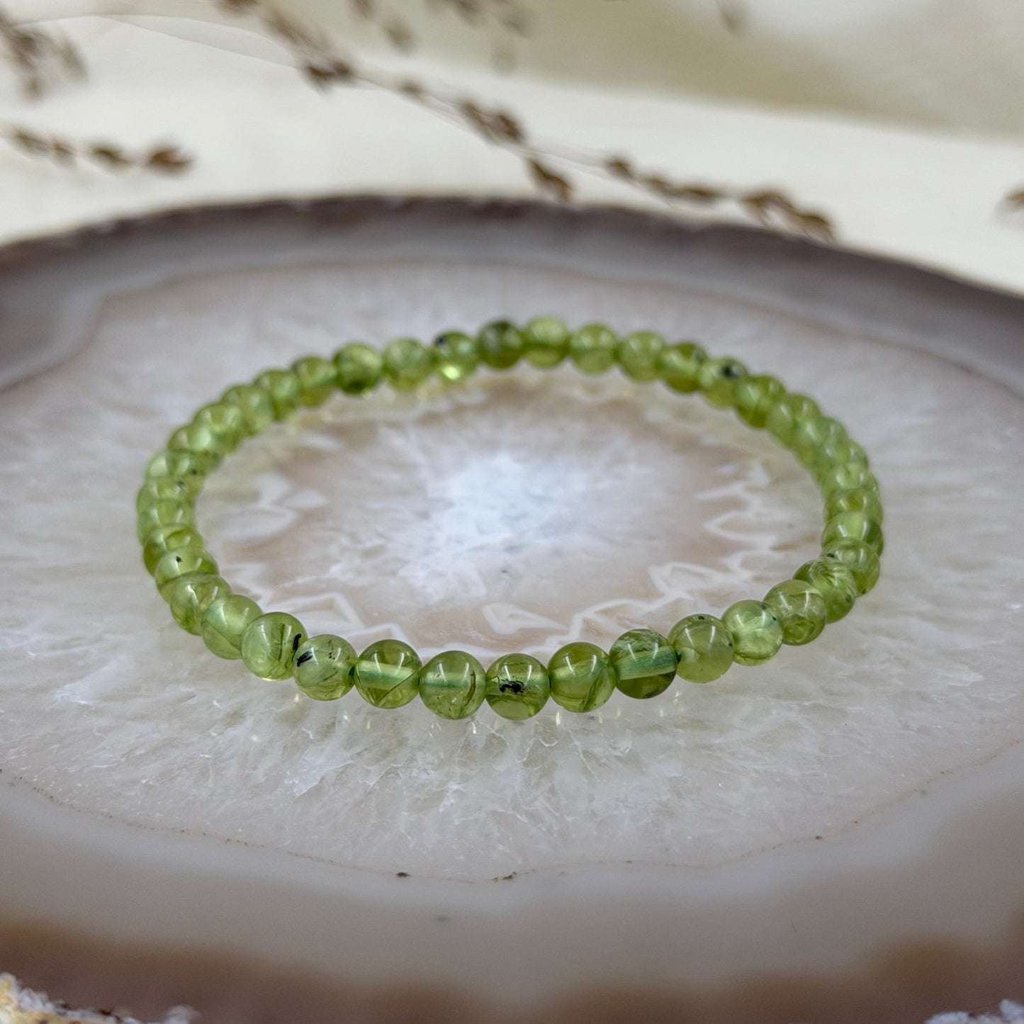 Peridoto apyrankė, 4 mm