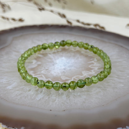 Peridoto apyrankė, 4 mm