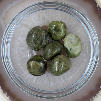 Vezuvianitas